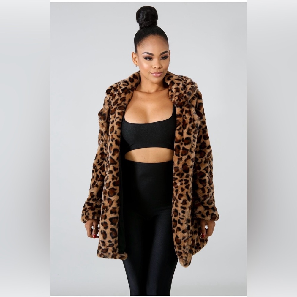 Chic Leopard Print Teddy Jacket